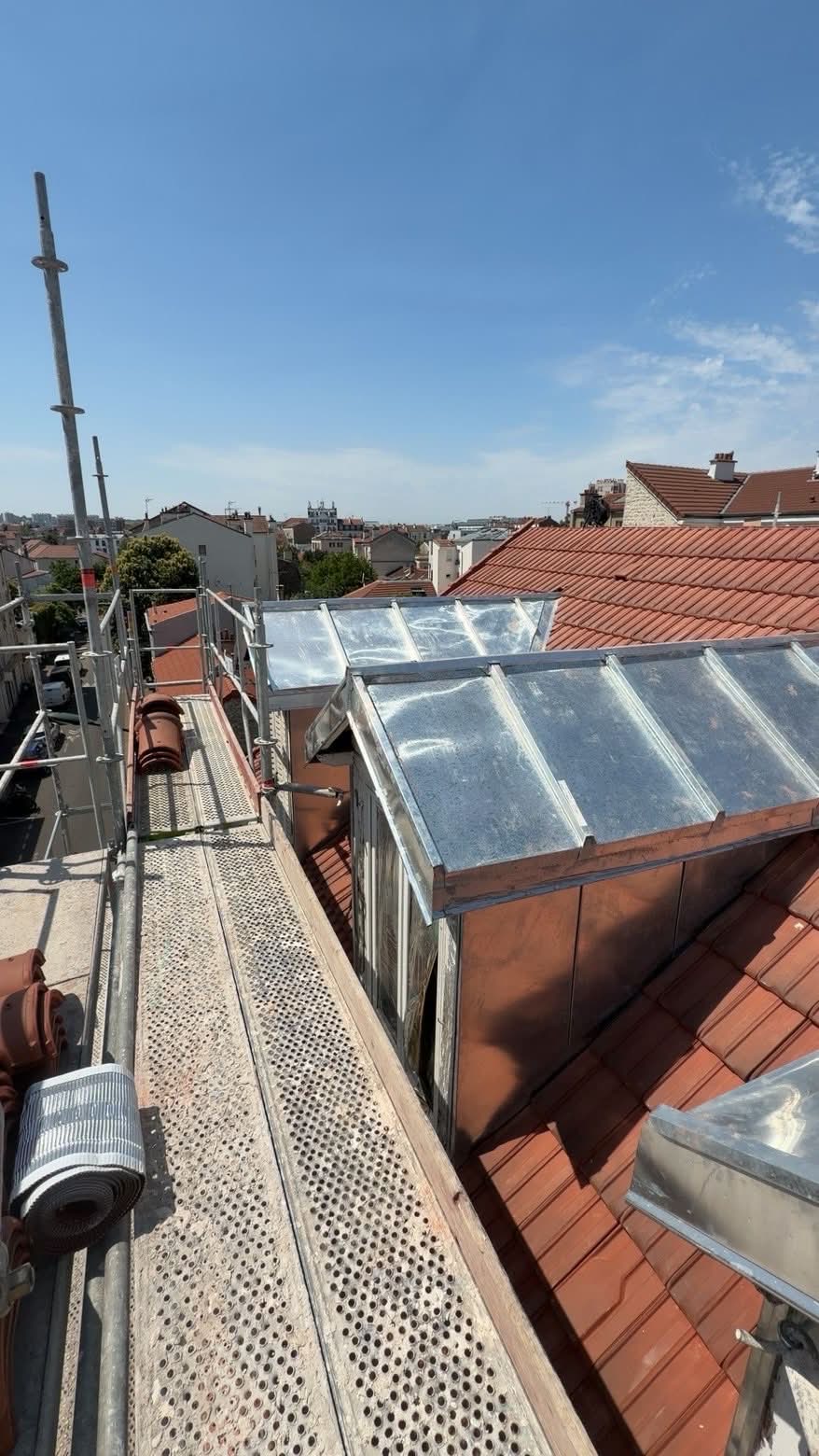 Rénovation complète de toiture et lucarne en zinc