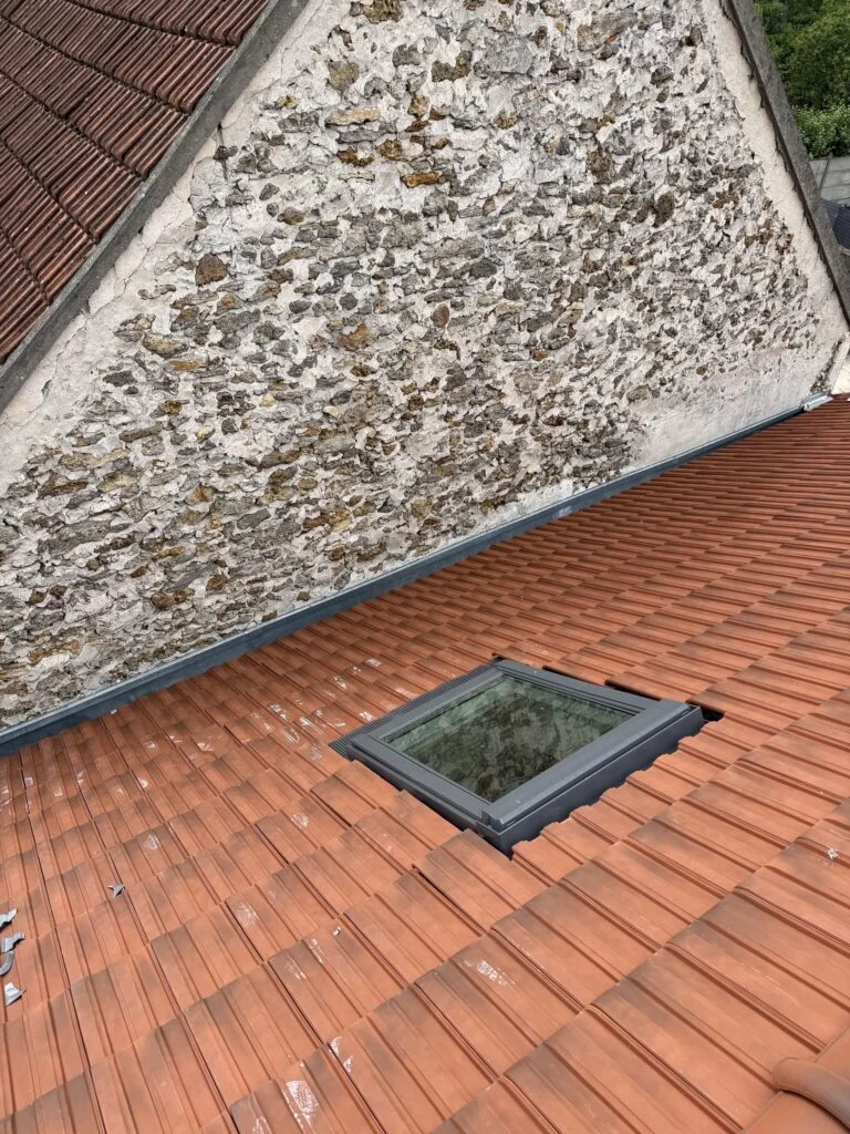 Rénovation complète d’une toiture en tuiles