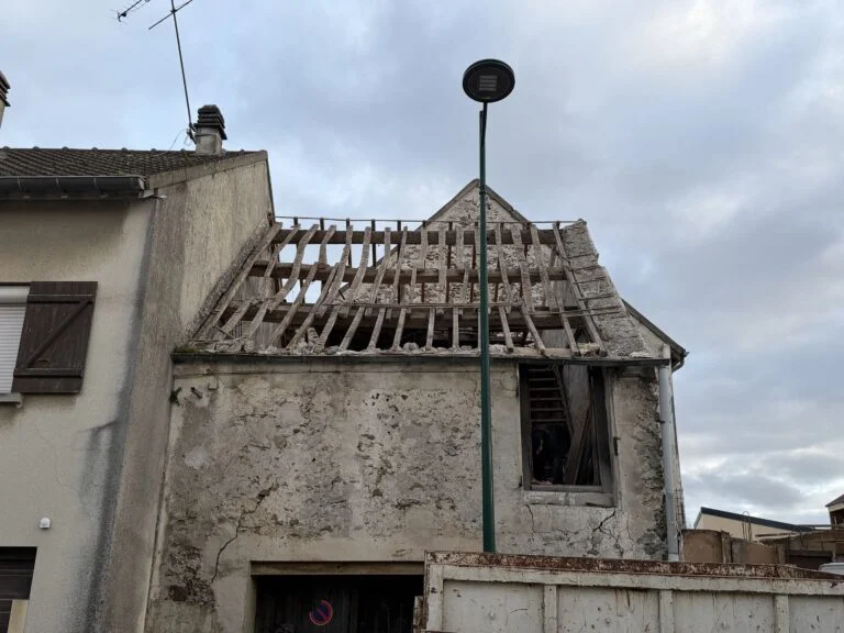 Rénovation complète d’une toiture en tuiles