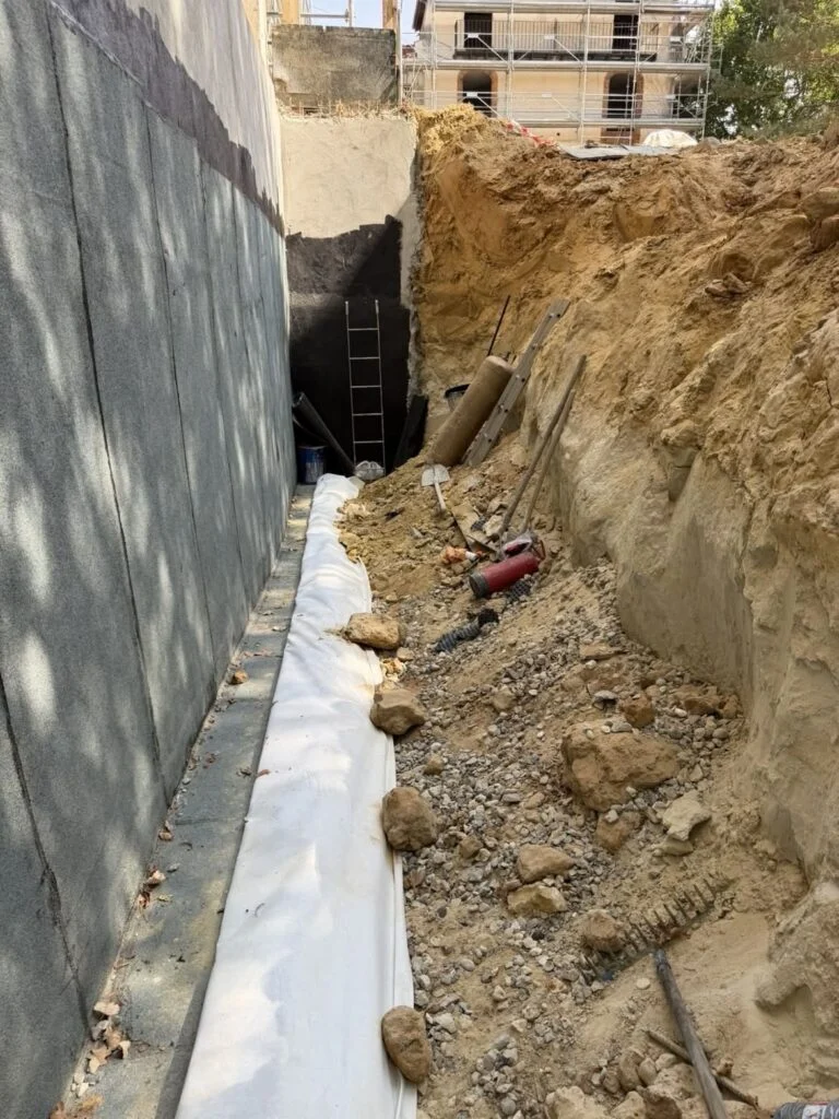 Terrassement et drainage périphérique